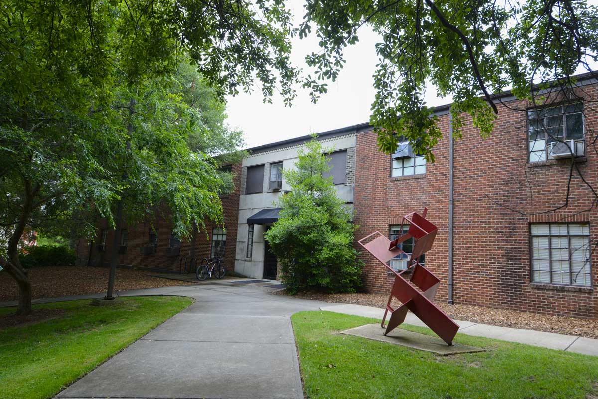 Freeman Hall exterior, Dept of Art