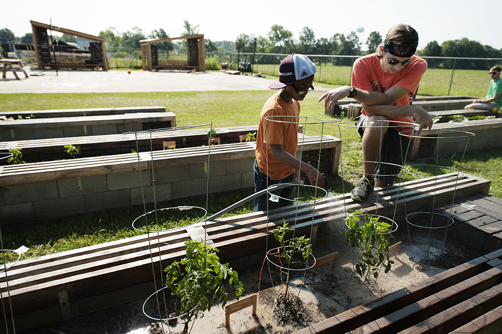 Architecture-BoysGirlsClub_Garden_20160721_M3B2642