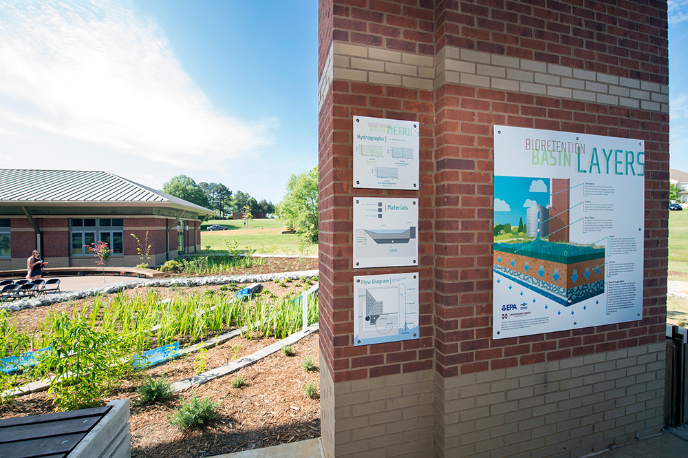 Landscape Architecture Rain Garden ribbon-cutting.<br />
 (photo by Megan Bean / © Mississippi State University)