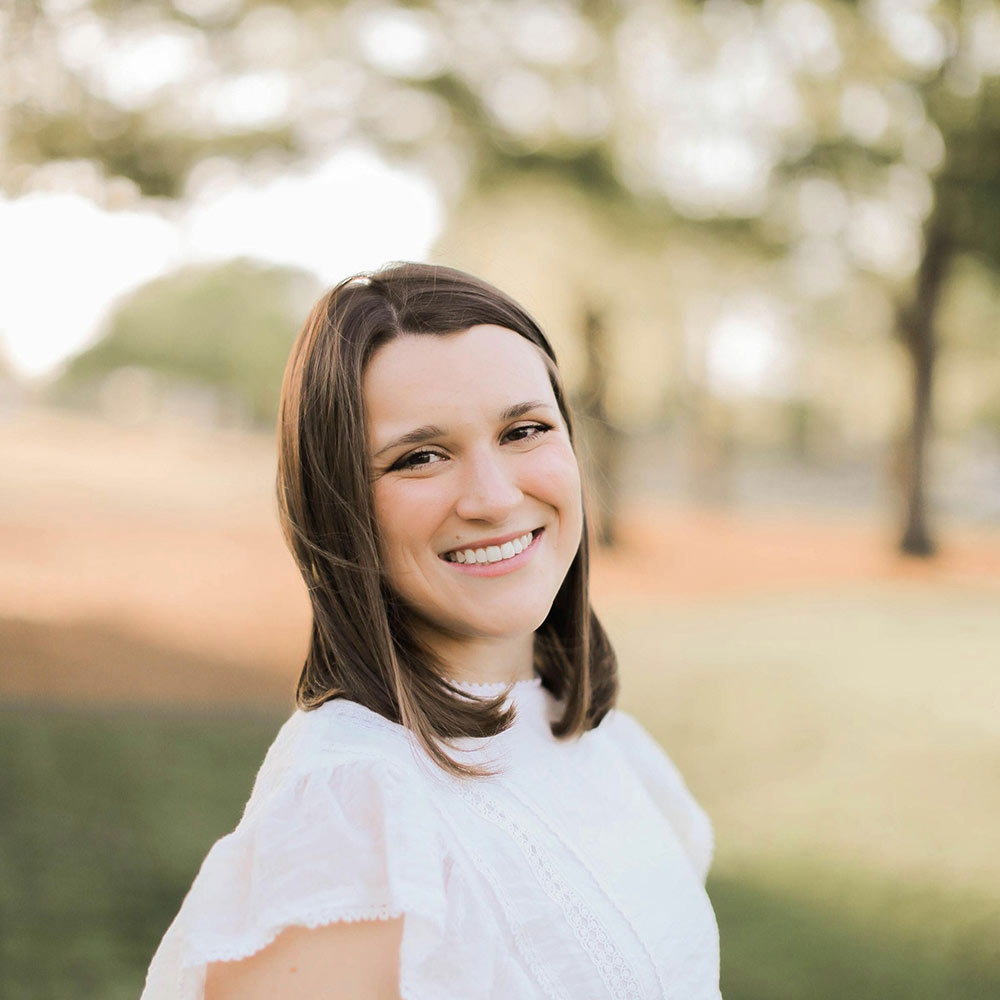 headshot of Claire Coffin